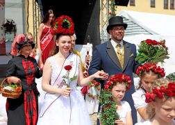 Dornburg Krohnt Neue Rosenkoenigin 34